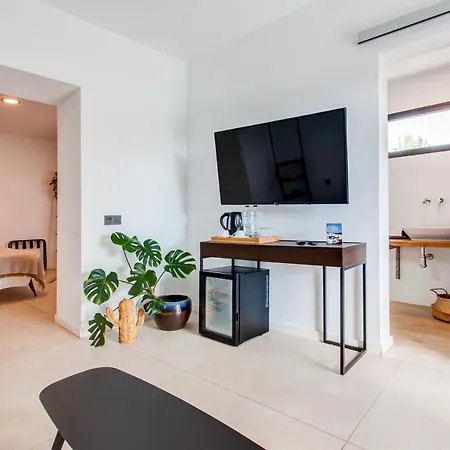 Bed & Breakfast Mana Ecoretreat Las Brenas