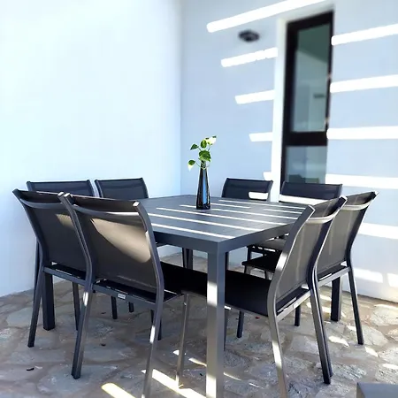 Mana Ecoretreat 5* Las Brenas