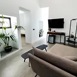 Mana Ecoretreat לינה וארוחת בוקר 5*