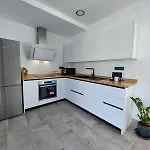 Mana Ecoretreat לינה וארוחת בוקר 5*