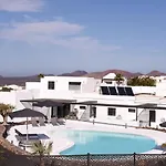 Mana Ecoretreat 5*